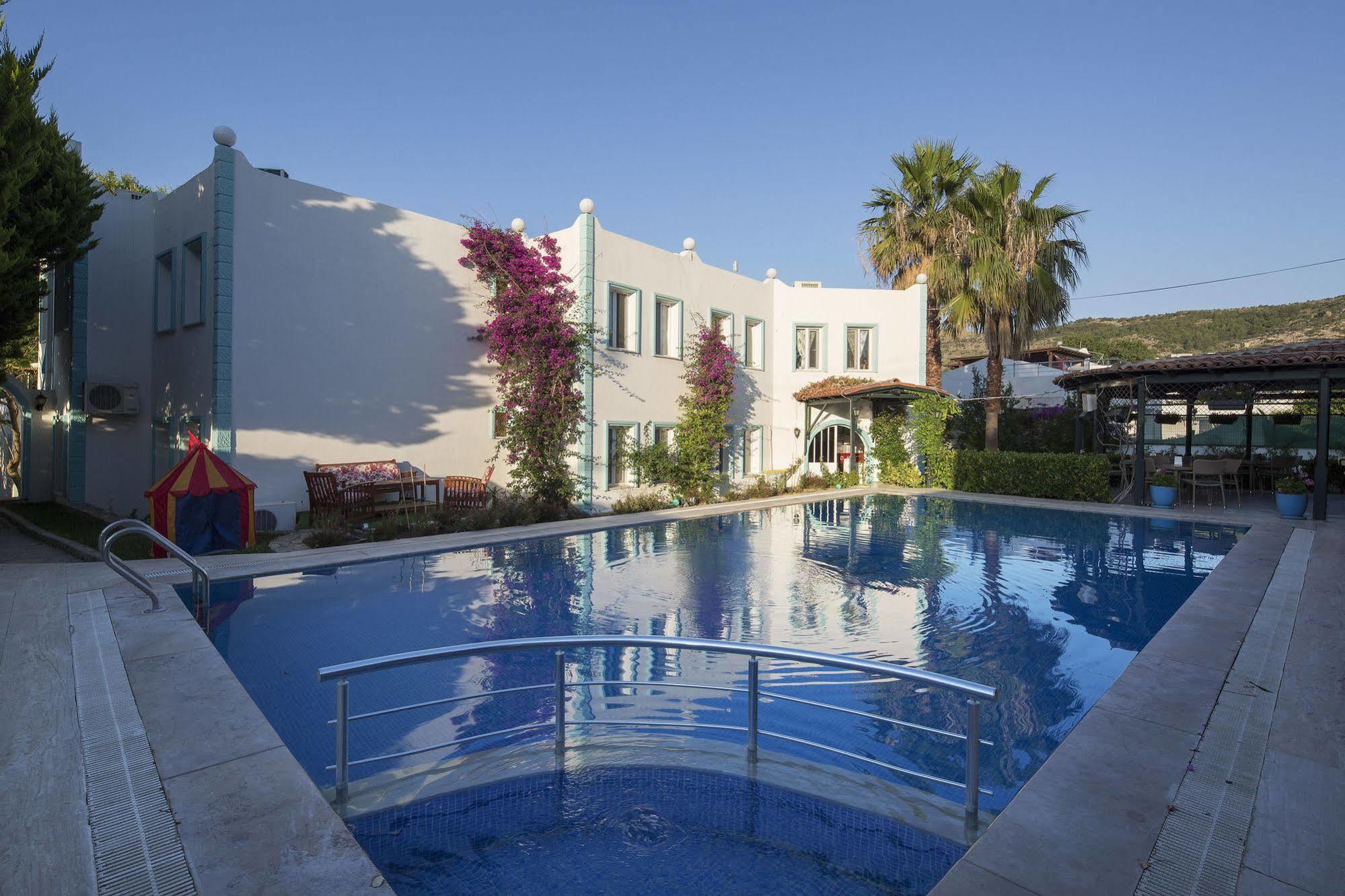 Istanbul Hotel Bodrum Türkbükü Esterno foto