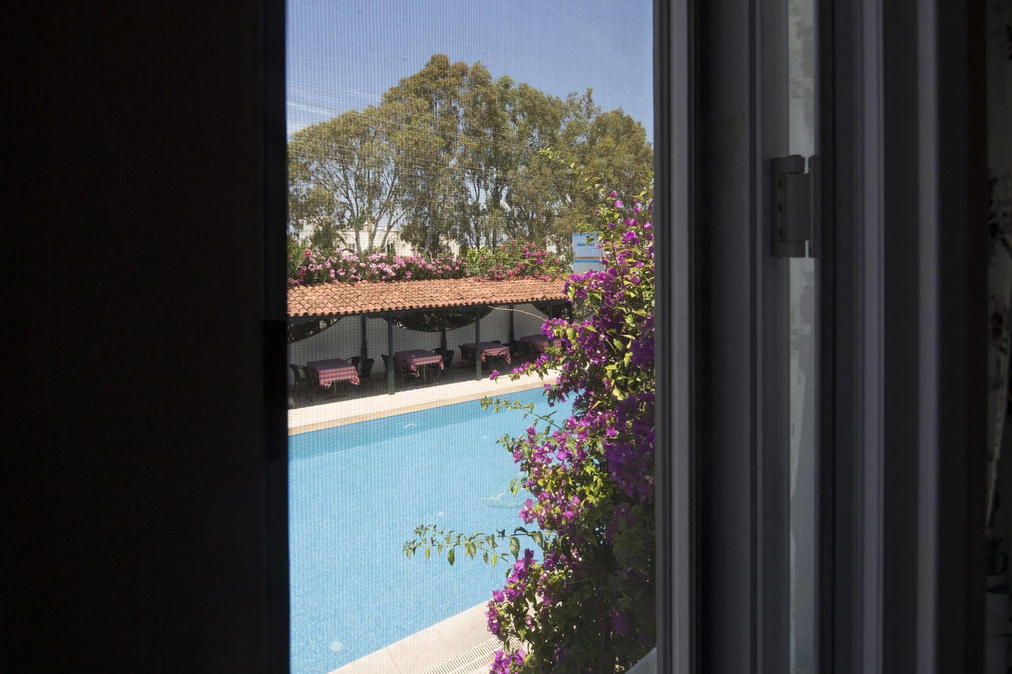 Istanbul Hotel Bodrum Türkbükü Esterno foto