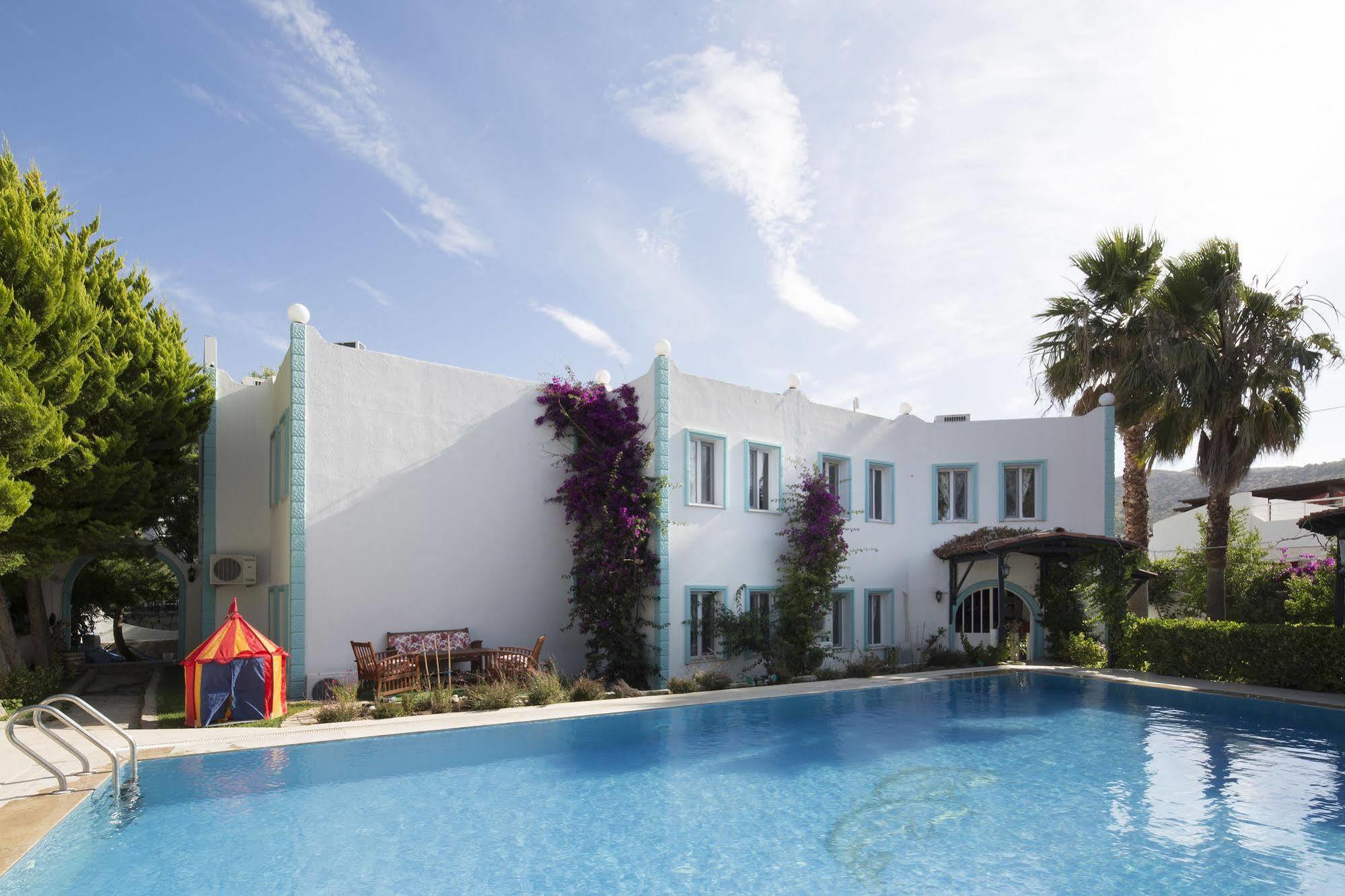 Istanbul Hotel Bodrum Türkbükü Esterno foto